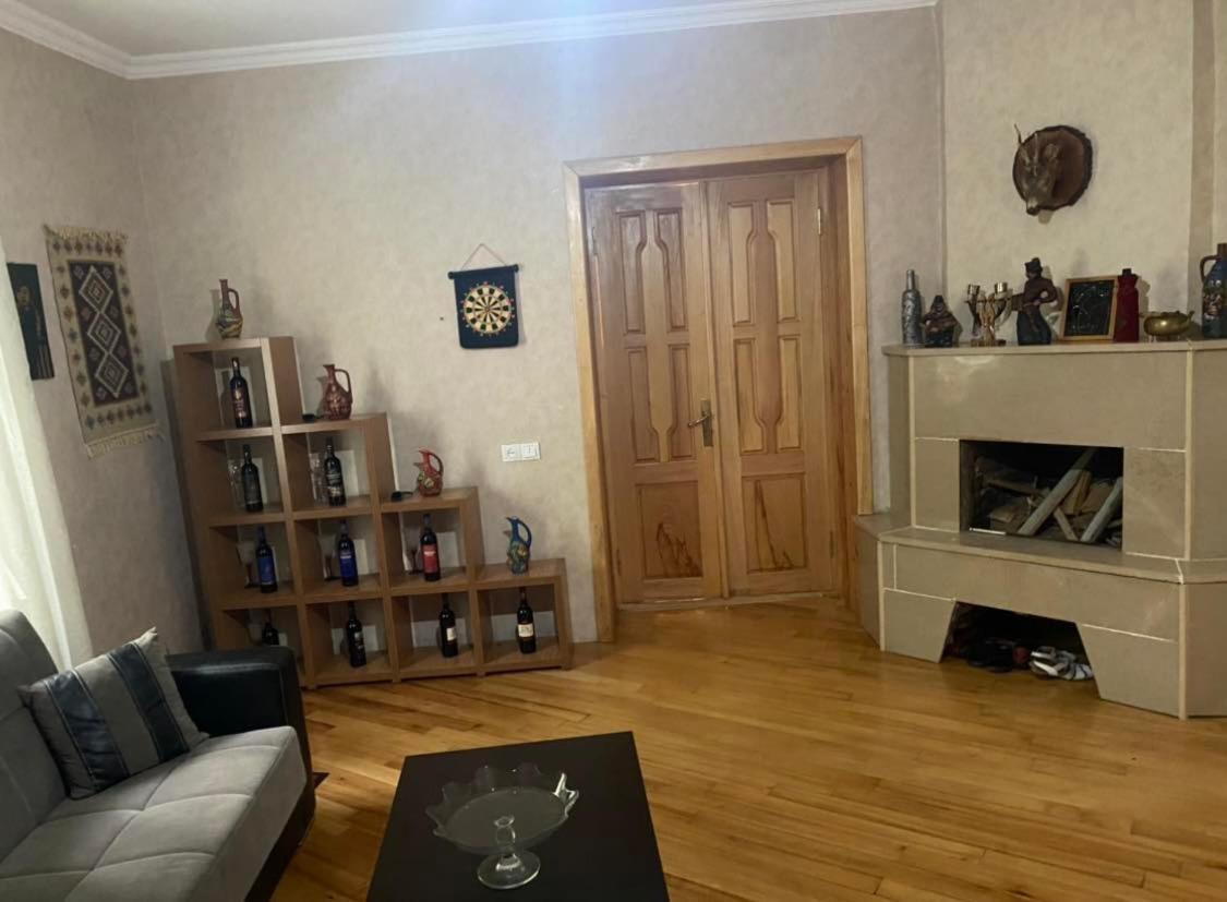 מלון לאגודחי Old House מראה חיצוני תמונה
